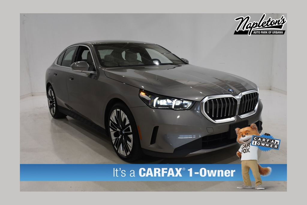 Used 2025 BMW 530i xDrive w/ Premium Package image 1