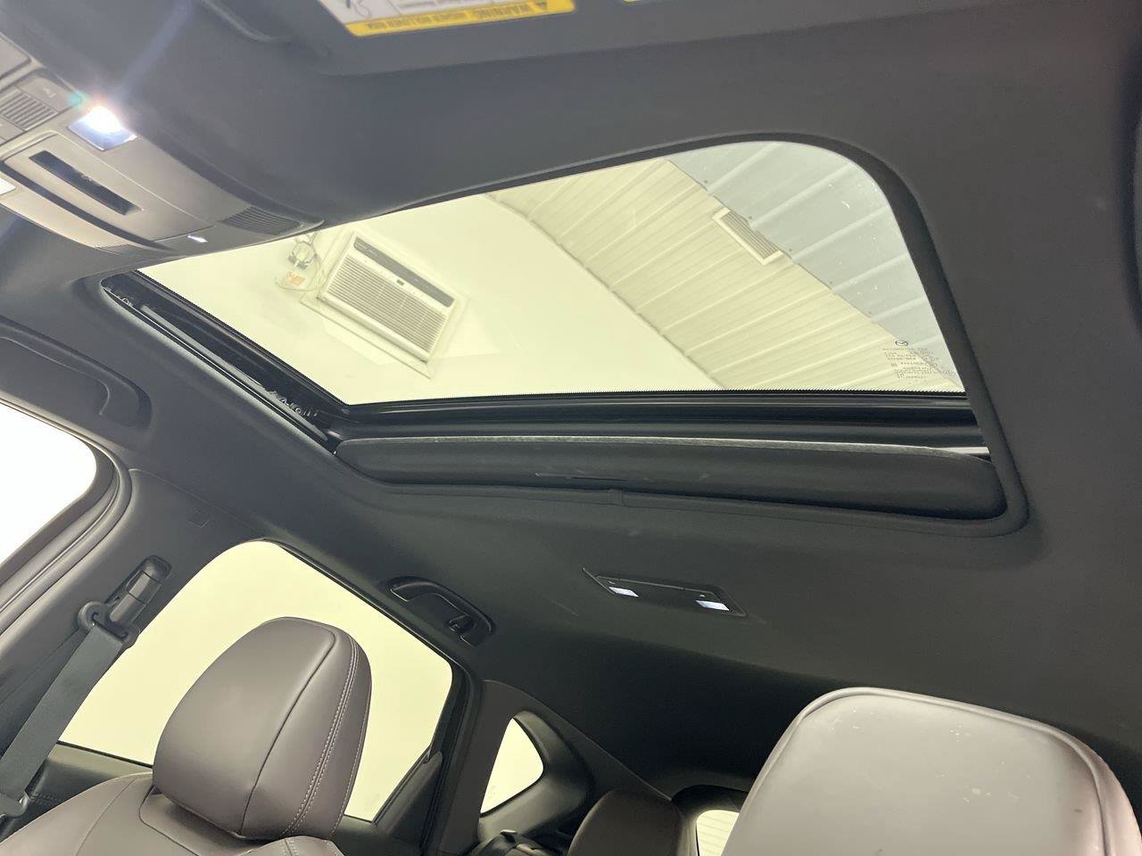 Certified 2023 MAZDA CX-5 Signature AWD/4WD image 7