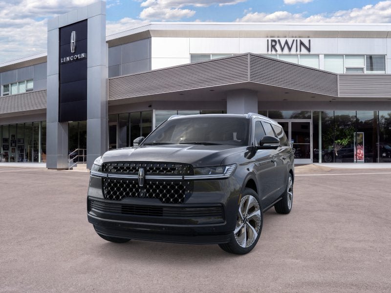 New 2026 Lincoln Navigator L Black Label AWD/4WD image 2