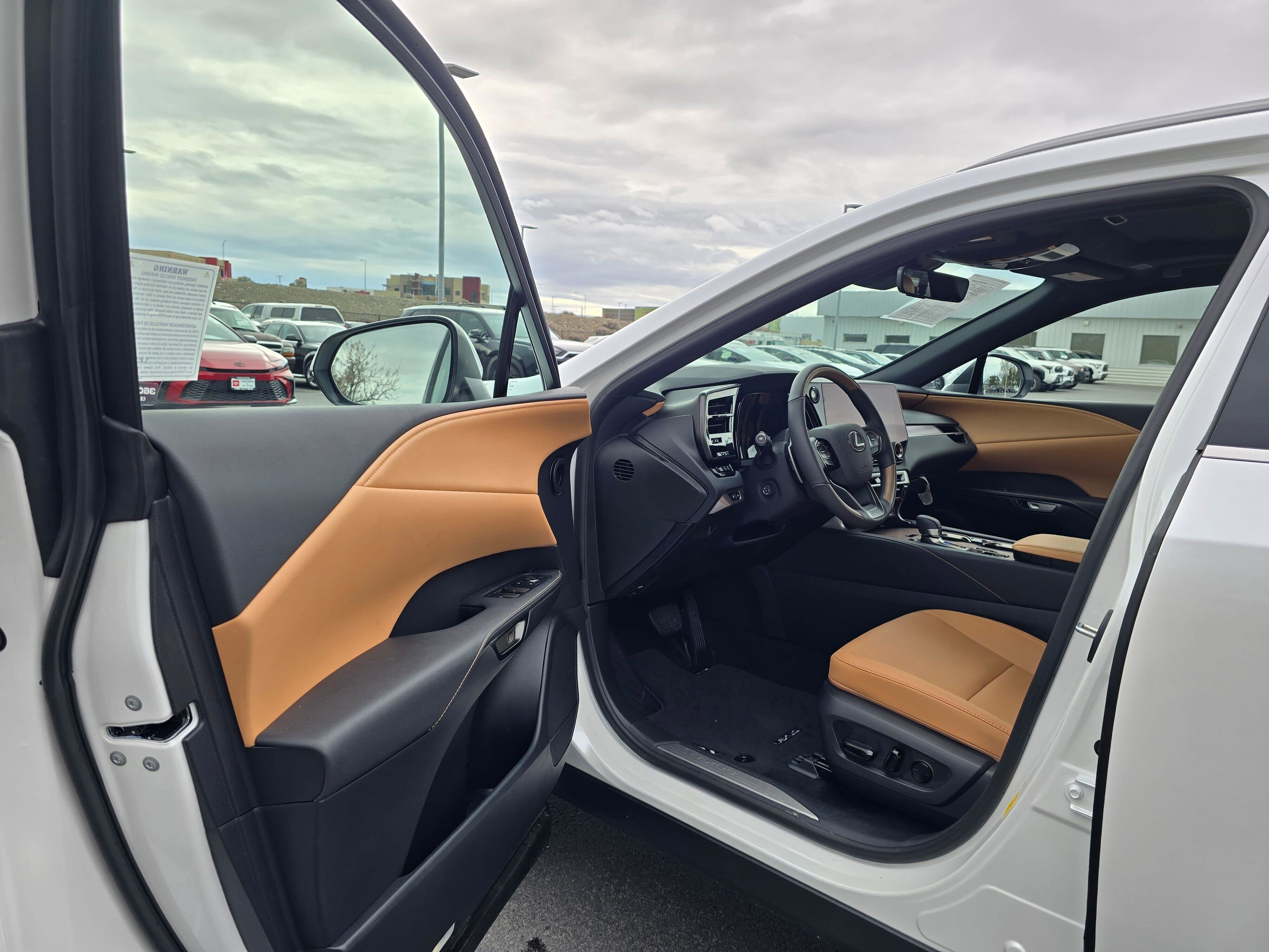 Used 2026 Lexus RX 350 Premium w/ Convenience Package image 17