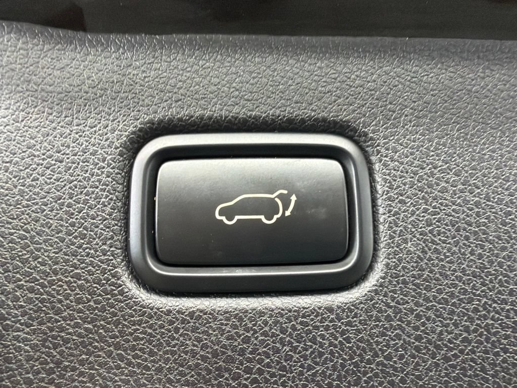 Used 2017 Kia Sorento EX w/ EX V6 Premium Package FWD image 16