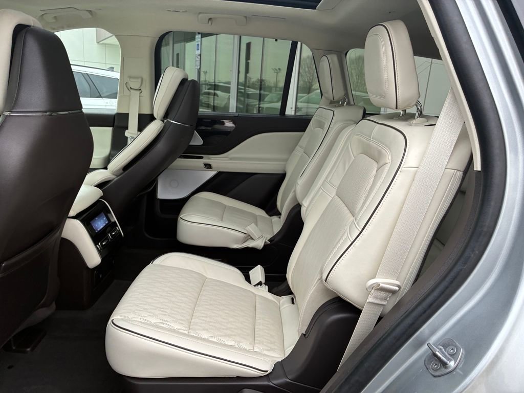 Used 2024 Lincoln Aviator Black Label image 21