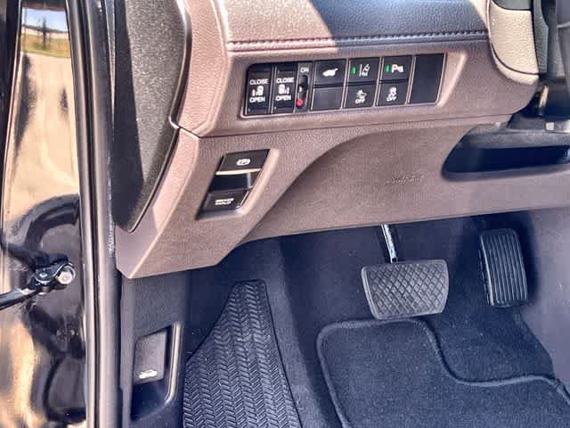 Certified 2020 Honda Odyssey Touring image 29