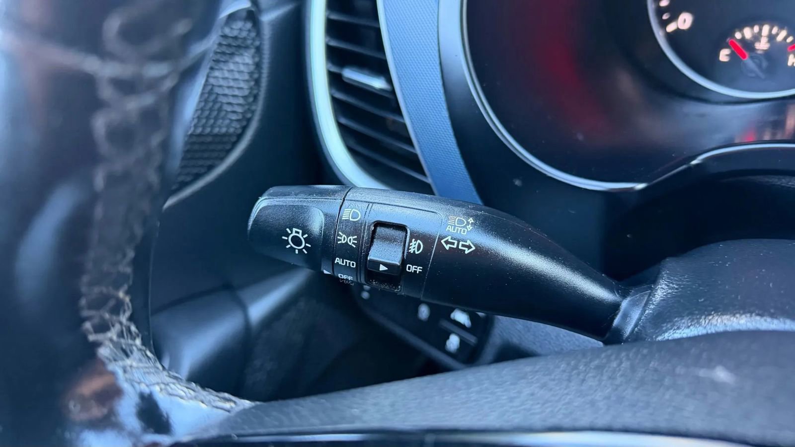 Used 2021 Kia Seltos S image 24