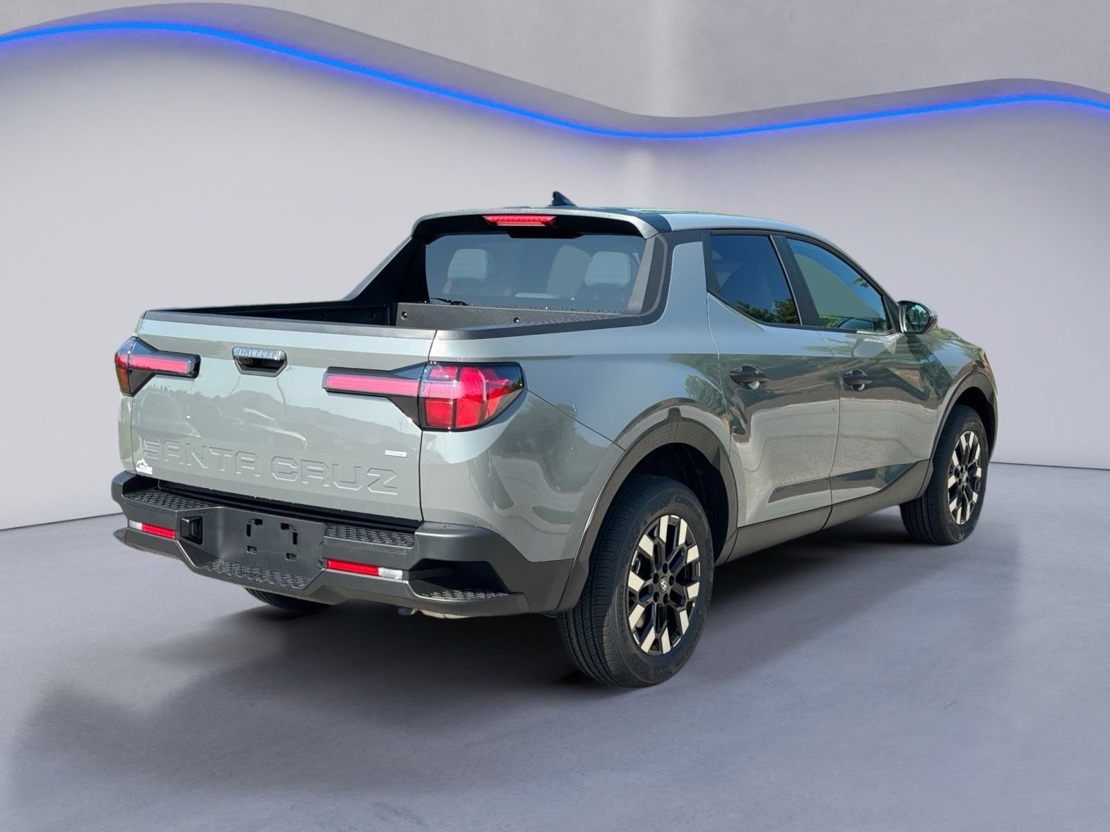 New 2027 Hyundai Santa Cruz SE AWD/4WD image 3