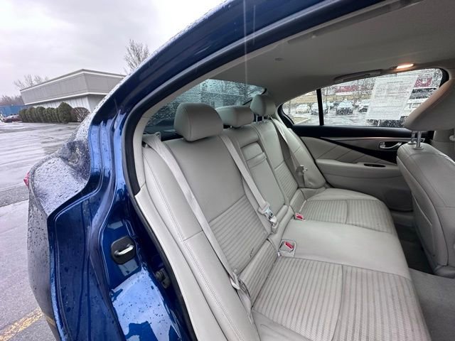 Used 2017 INFINITI Q50 Sport image 9