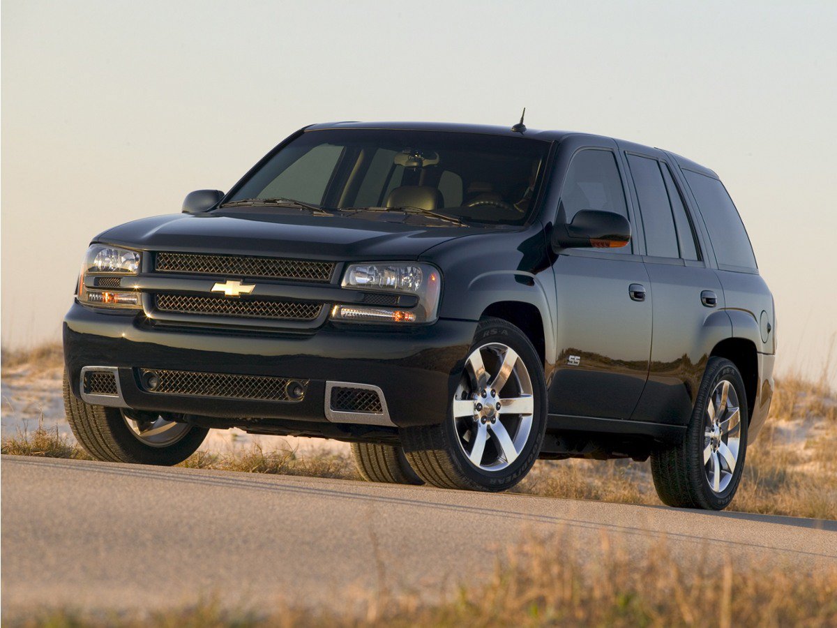 Used 2009 Chevrolet TrailBlazer LT w/ Sun And Sound Package