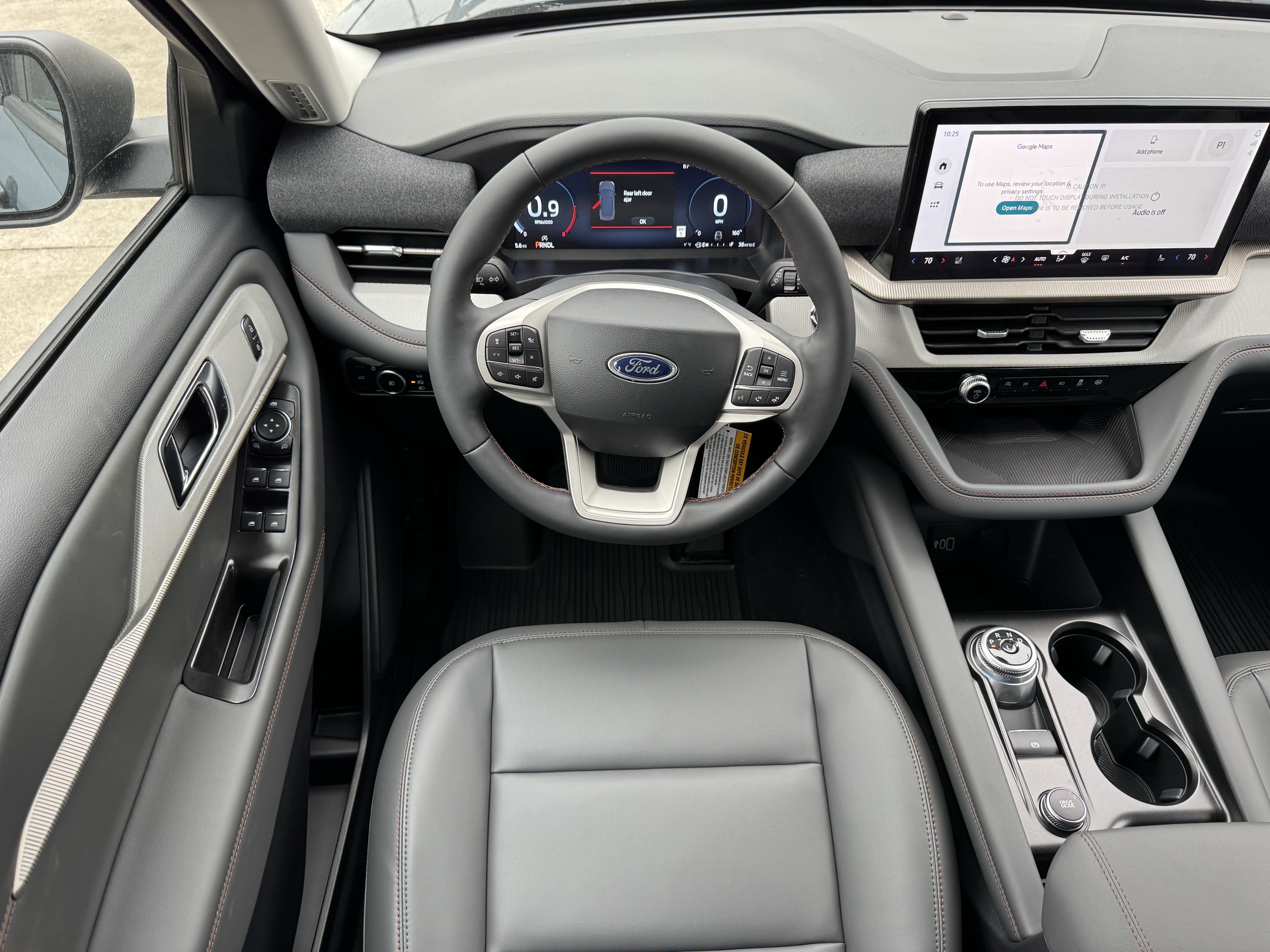 New 2026 Ford Explorer Active RWD image 14