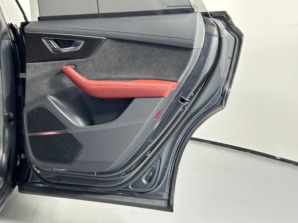 Used 2020 Audi SQ8 Prestige w/ Prestige Package image 12