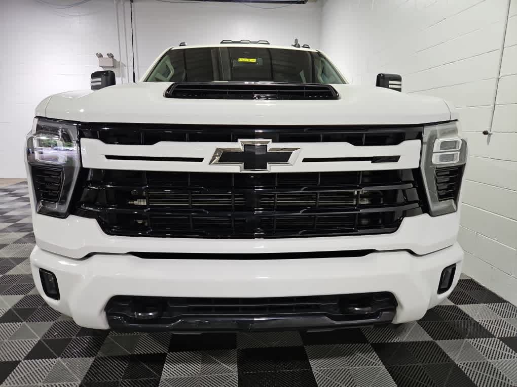 Used 2024 Chevrolet Silverado 3500 LT w/ Z71 Sport Edition AWD/4WD image 11
