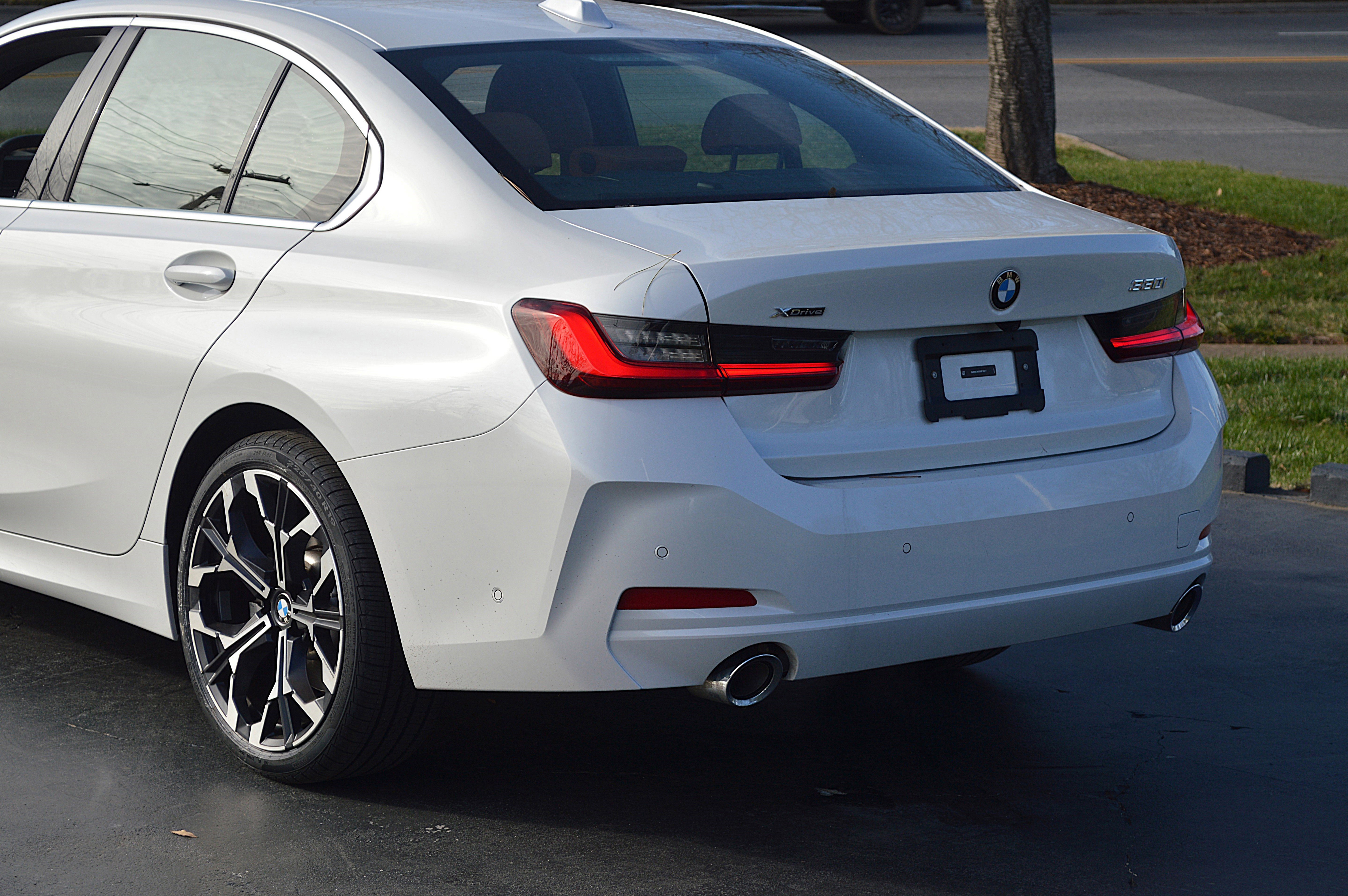 Certified 2025 BMW 330i xDrive 330i xDrive image 3