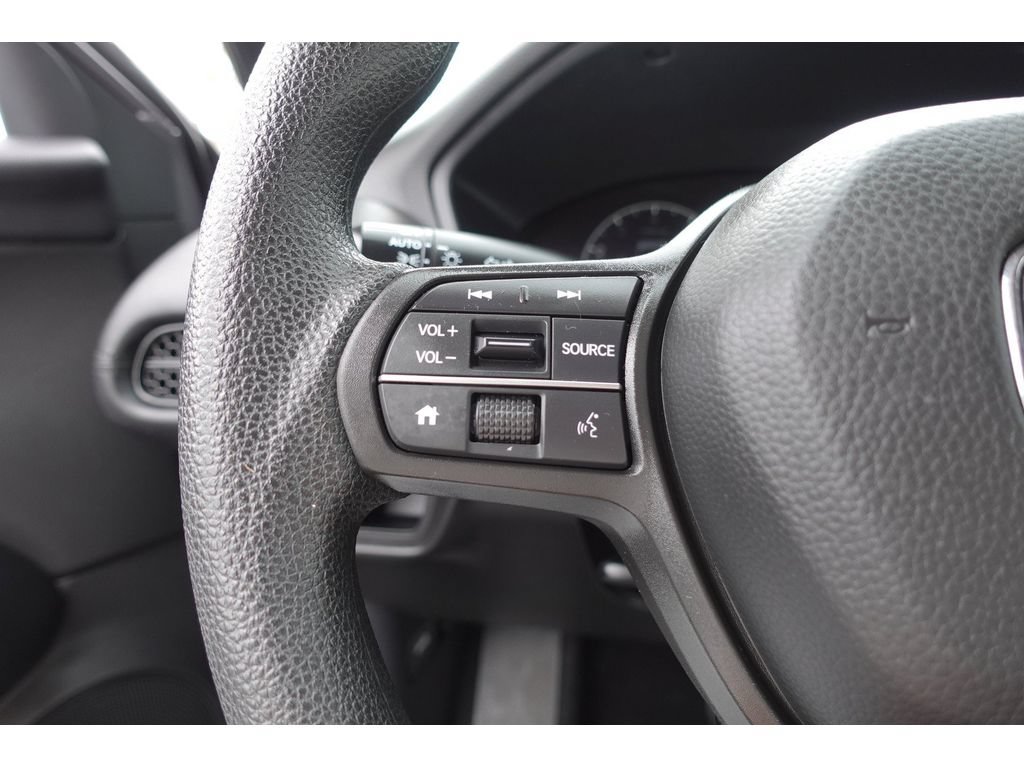 Used 2025 Honda HR-V LX image 13