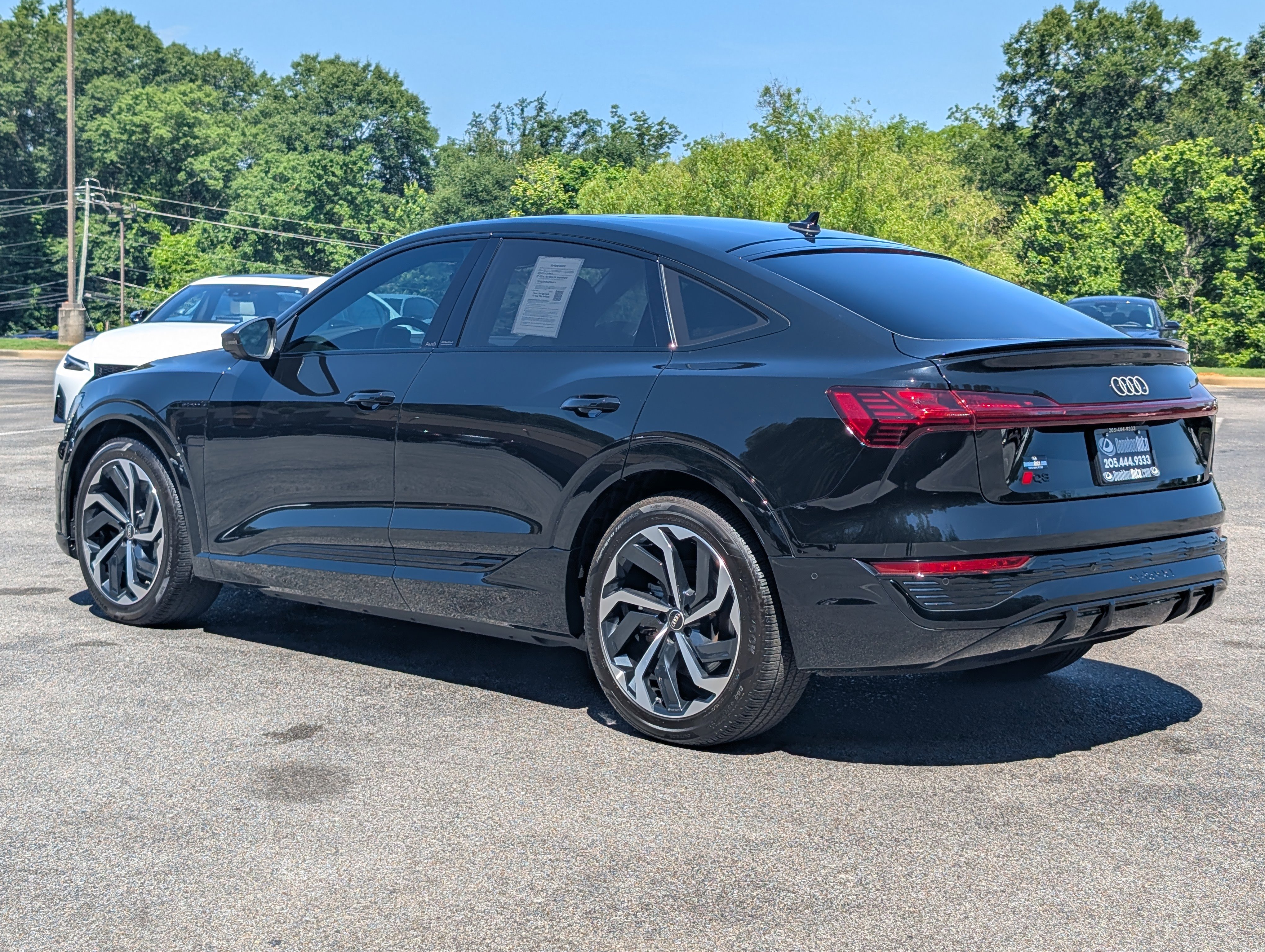 Used 2024 Audi Q8 e-tron Premium Plus w/ Premium Plus Package AWD/4WD image 7