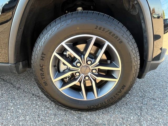 Used 2022 Jeep Grand Cherokee Limited image 9