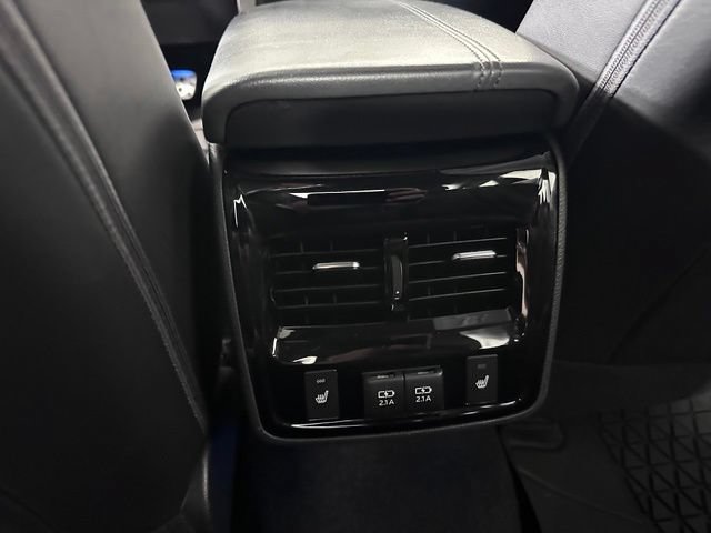 Used 2019 Toyota Avalon Touring FWD image 17