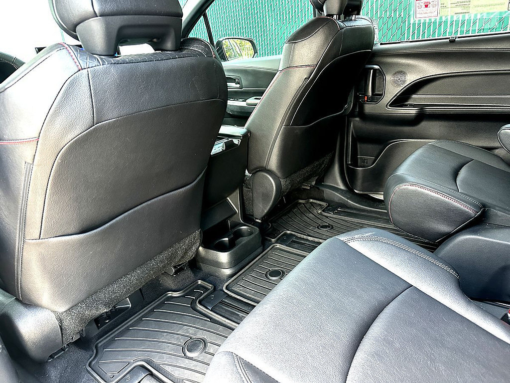New 2026 Toyota Sienna XSE FWD image 16