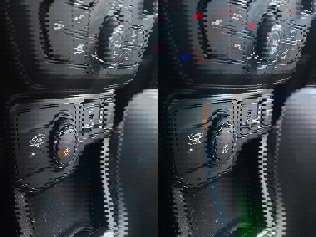 Used 2022 Jeep Renegade Latitude image 25