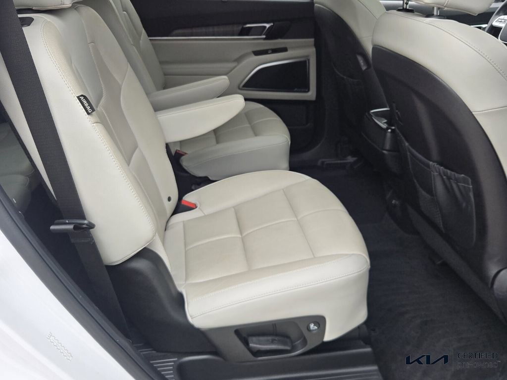 Used 2024 Kia Telluride SX FWD image 17