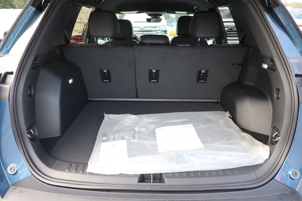 New 2027 Chevrolet Equinox RS w/ Safety and Technology Package AWD/4WD image 24