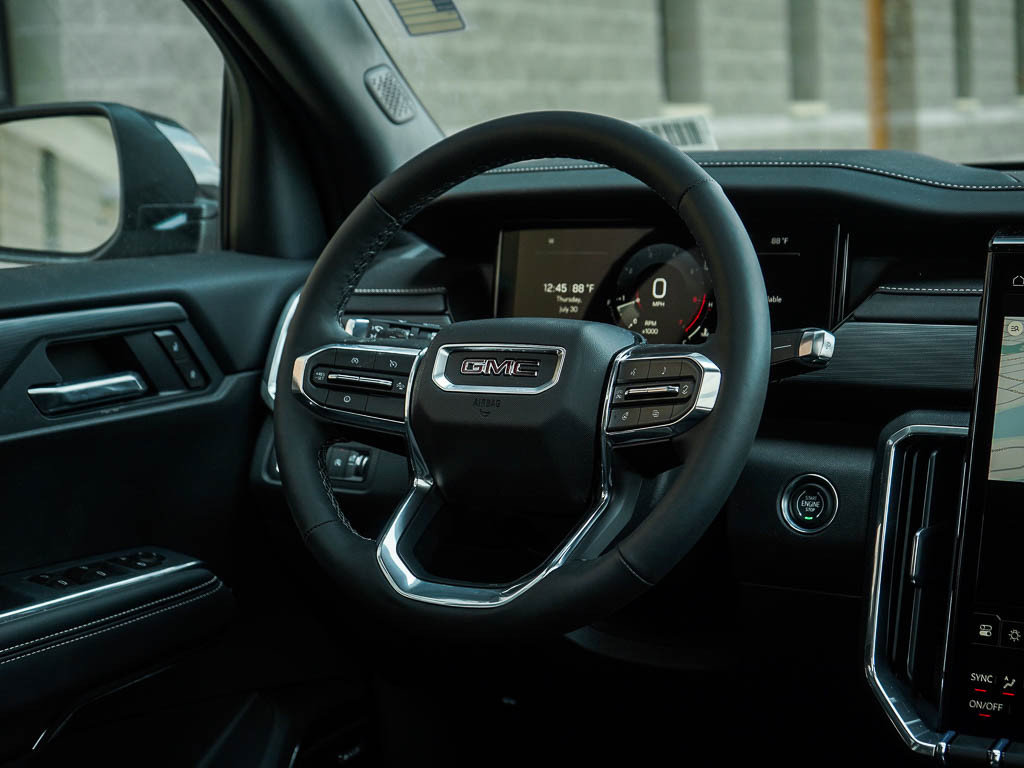 New 2026 GMC Acadia Elevation w/ Elevation Premium Package AWD/4WD image 15