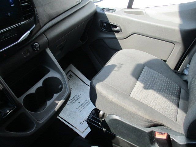 Used 2023 Ford Transit 350 XLT image 18