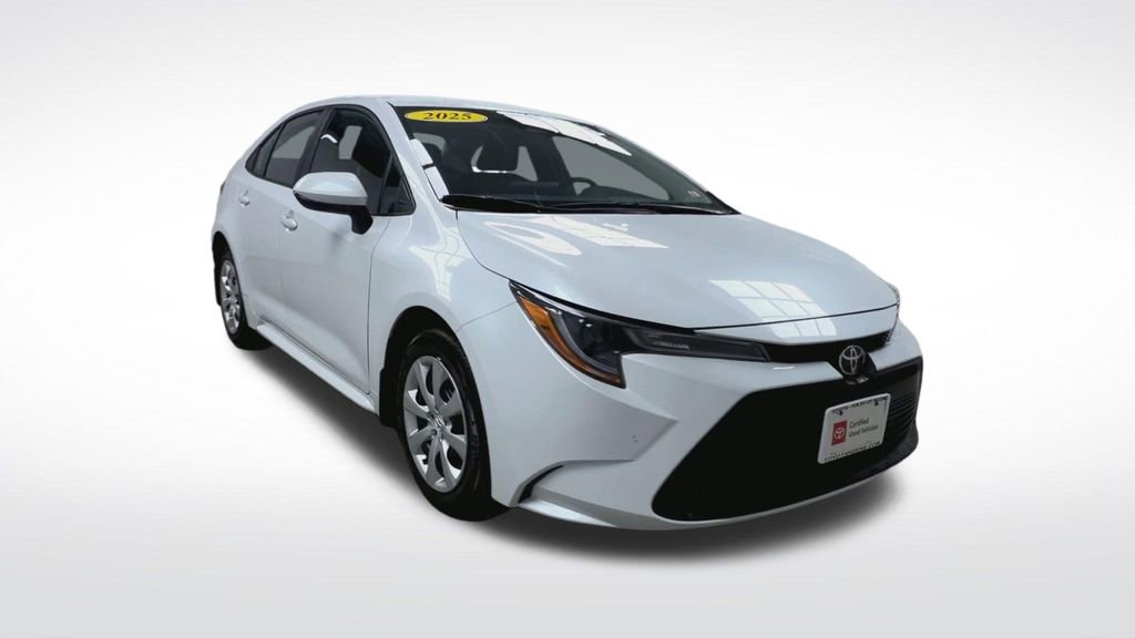 Certified 2025 Toyota Corolla LE image 2