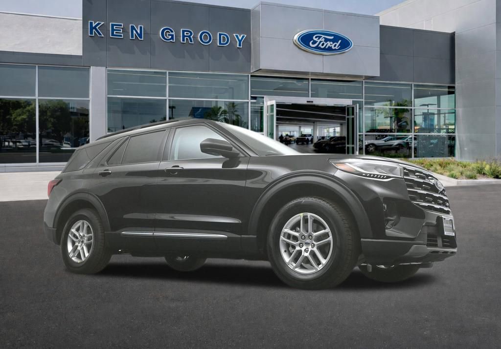 New 2025 Ford Explorer Active w/ Active Comfort Package image 1