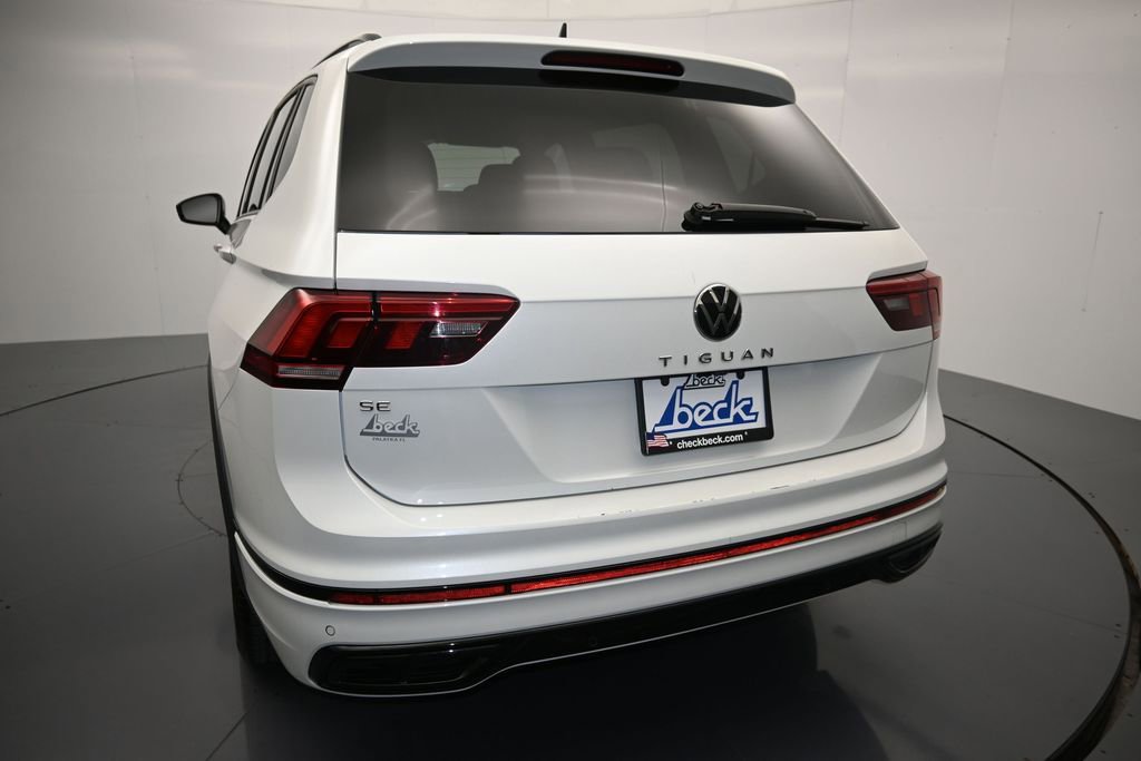 Used 2023 Volkswagen Tiguan SE R-Line FWD image 22