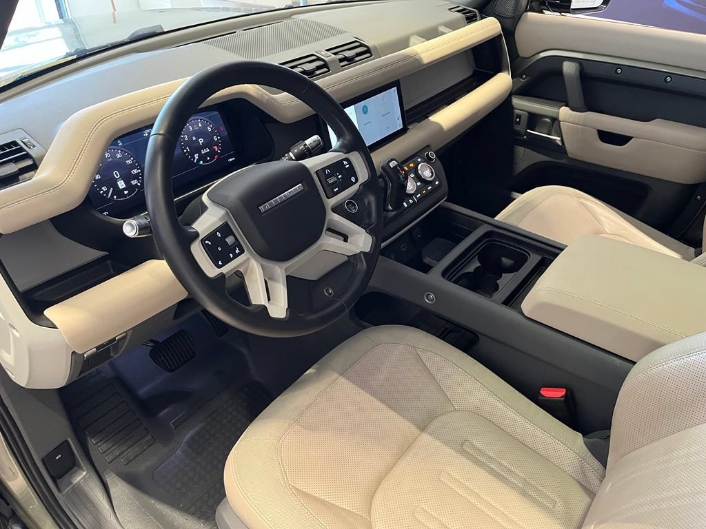 Certified 2020 Land Rover Defender 110 S AWD/4WD image 20