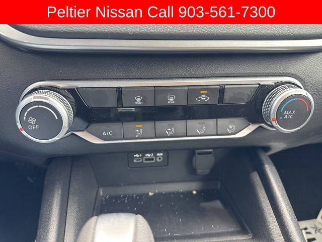 Used 2025 Nissan Altima 2.5 S FWD image 16