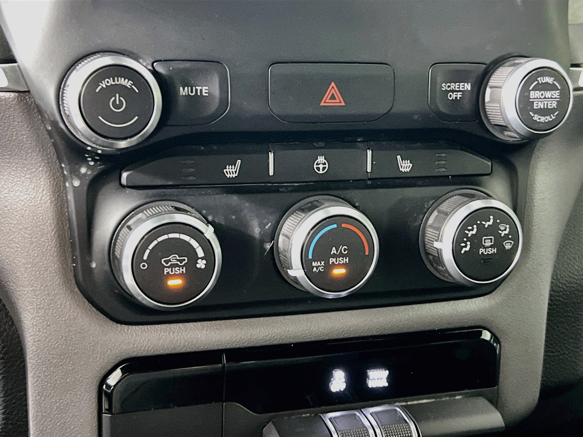 Used 2023 RAM 1500 Big Horn AWD/4WD image 26