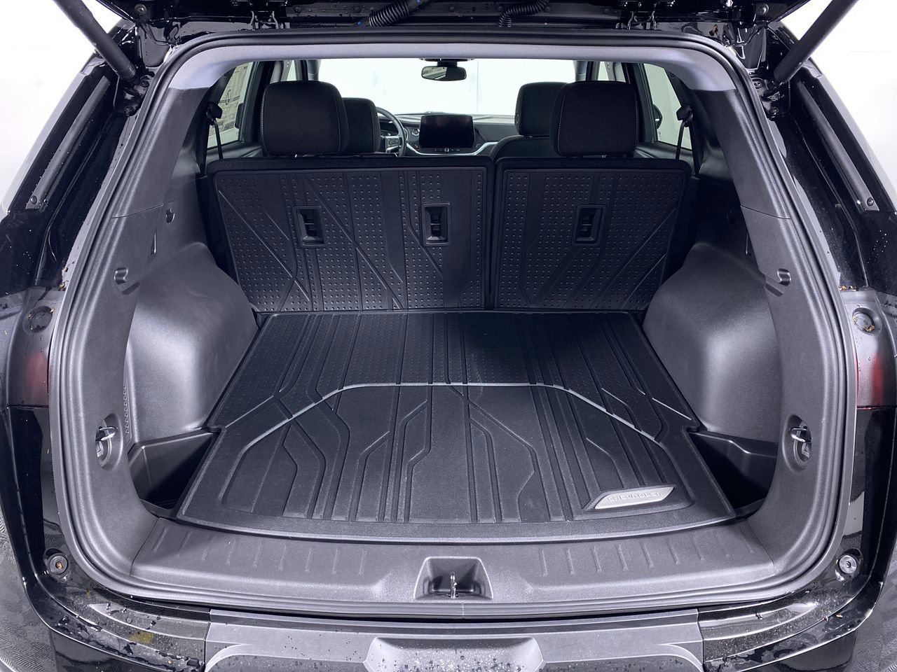New 2026 Chevrolet Blazer LT w/ Convenience Package FWD image 25