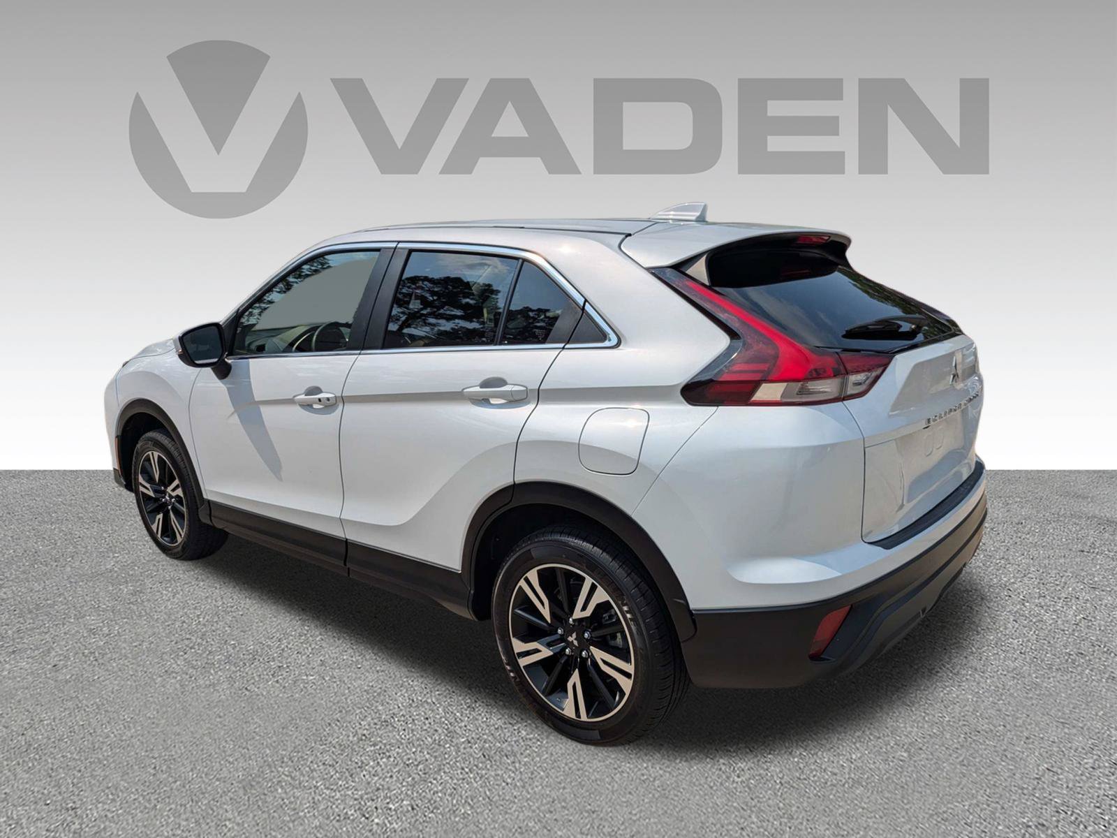 Used 2025 Mitsubishi Eclipse Cross SE AWD/4WD image 29