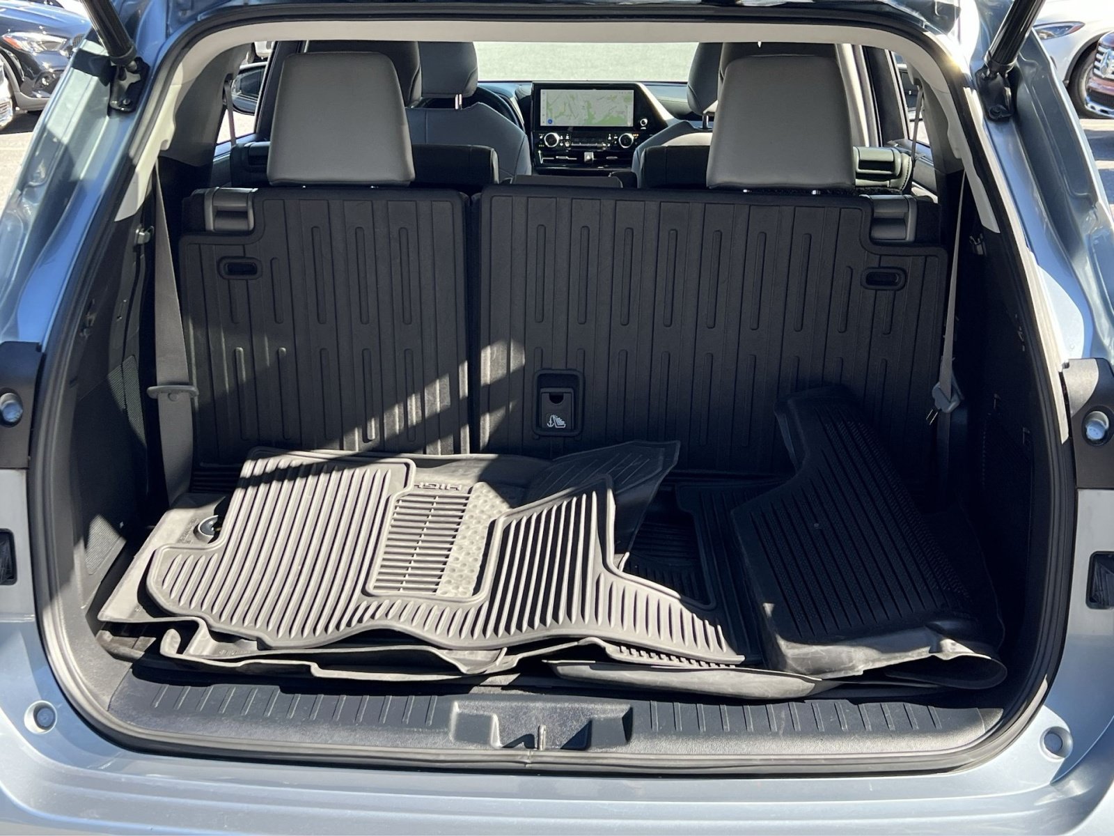 Used 2023 Toyota Highlander Limited AWD/4WD image 32