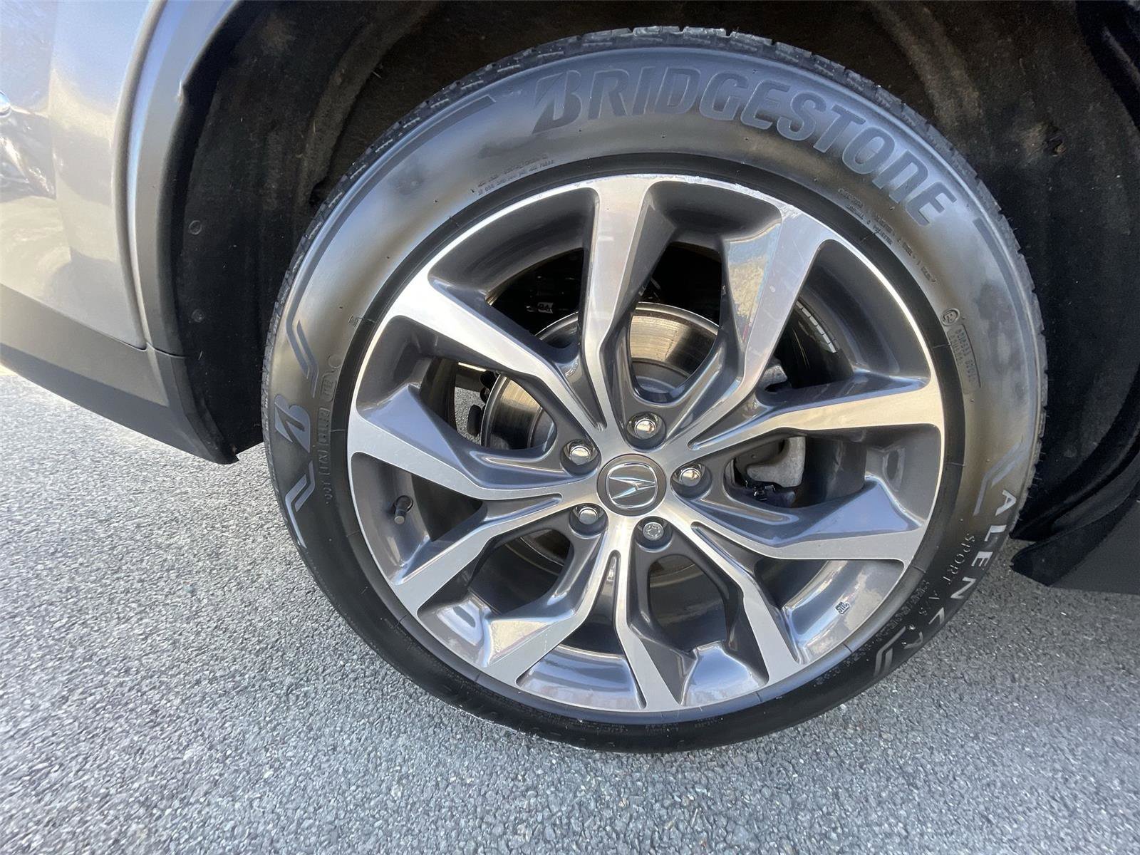 Used 2023 Acura MDX SH-AWD w/ Technology Package image 26