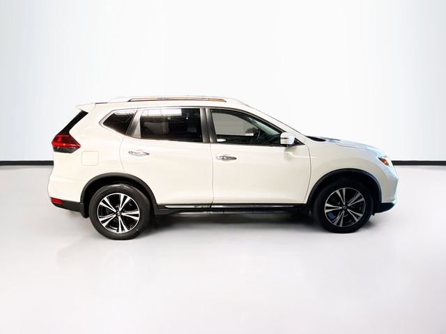 Used 2018 Nissan Rogue SL w/ Premium Package image 5