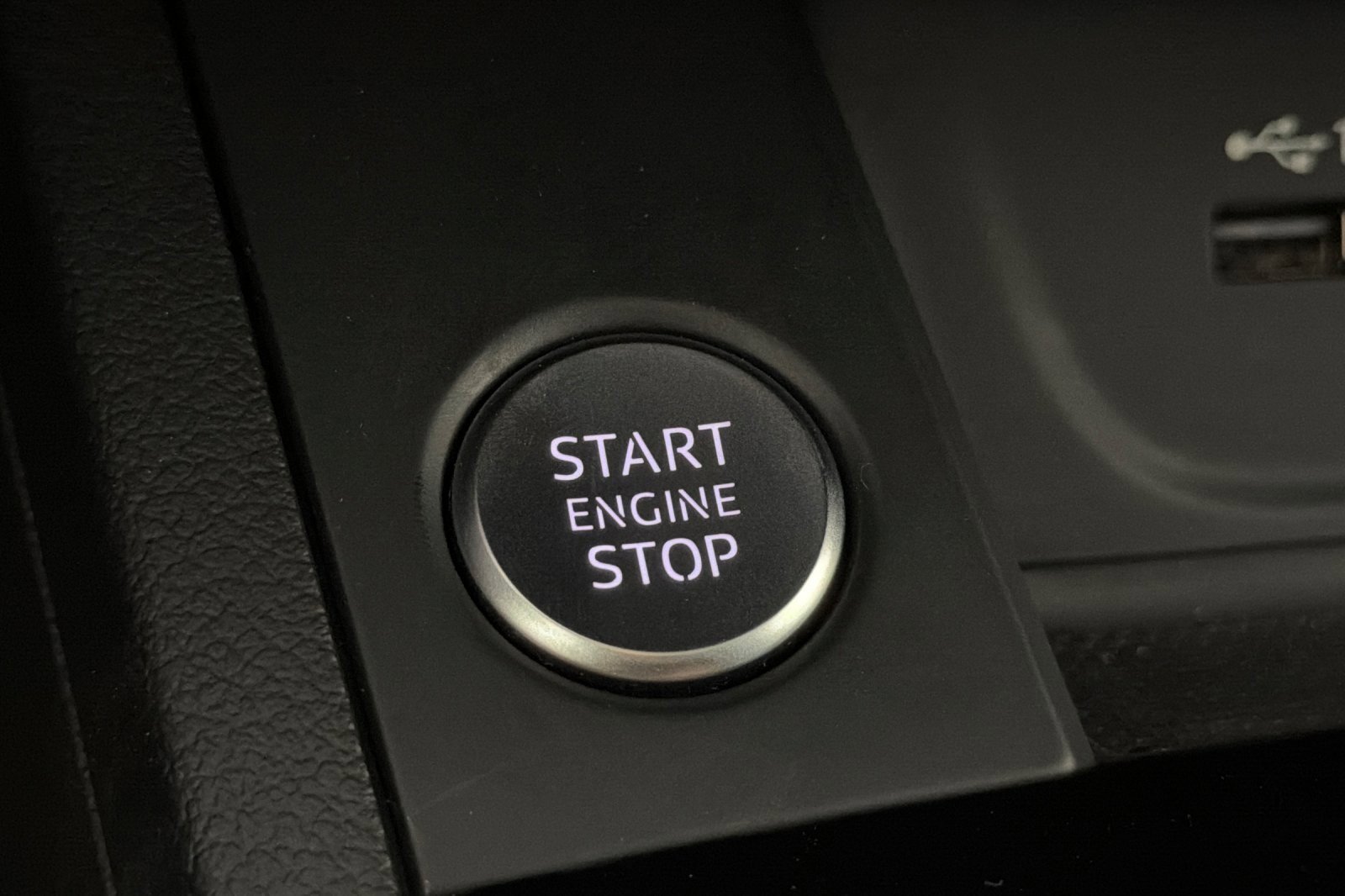 Used 2024 Audi A4 2.0T Premium w/ Convenience Package AWD/4WD image 20