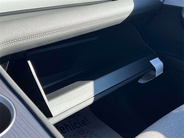 Used 2025 Toyota Sienna LE image 31