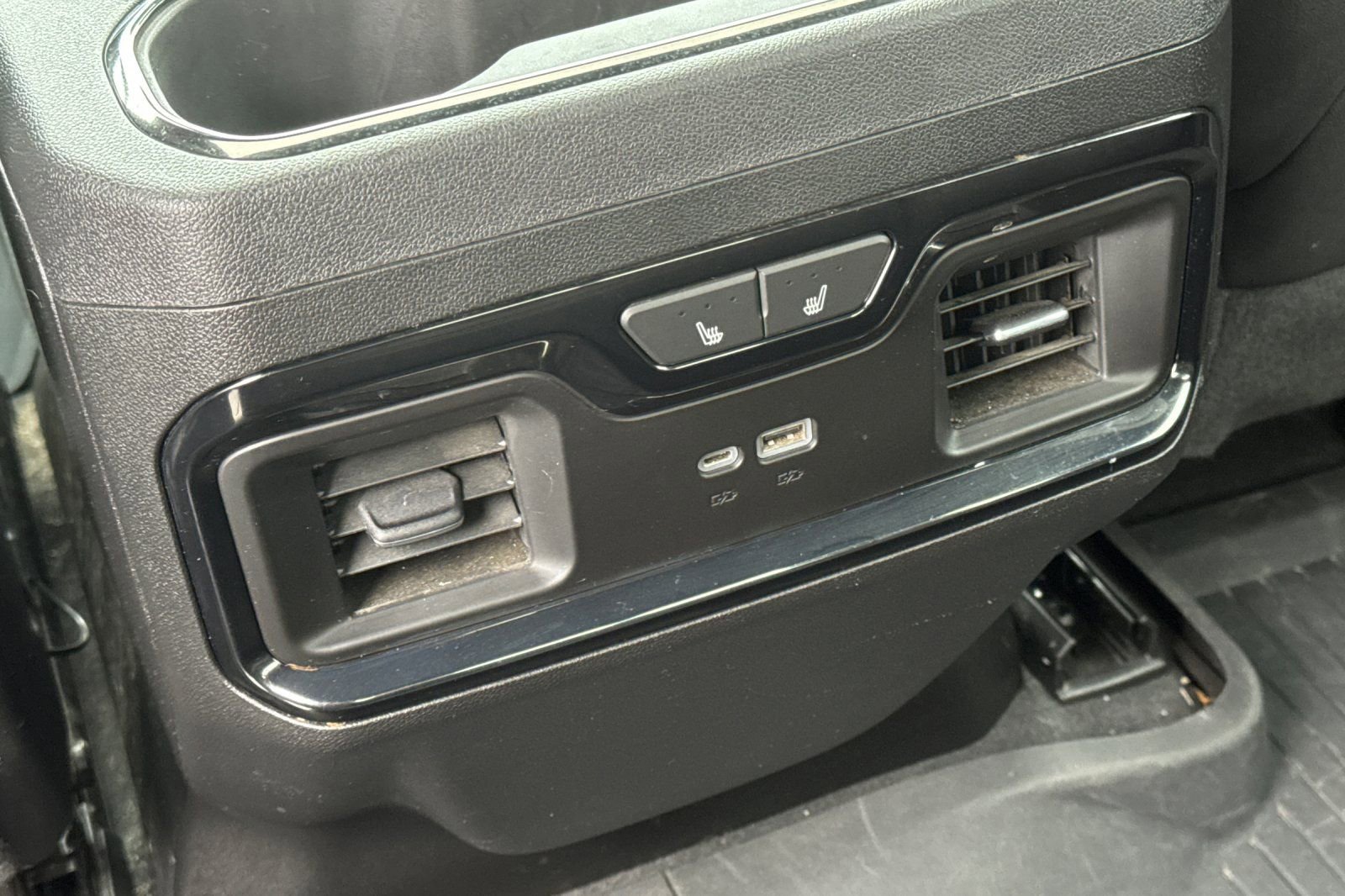 Used 2023 GMC Sierra 1500 AT4 w/ AT4 Premium Package image 13