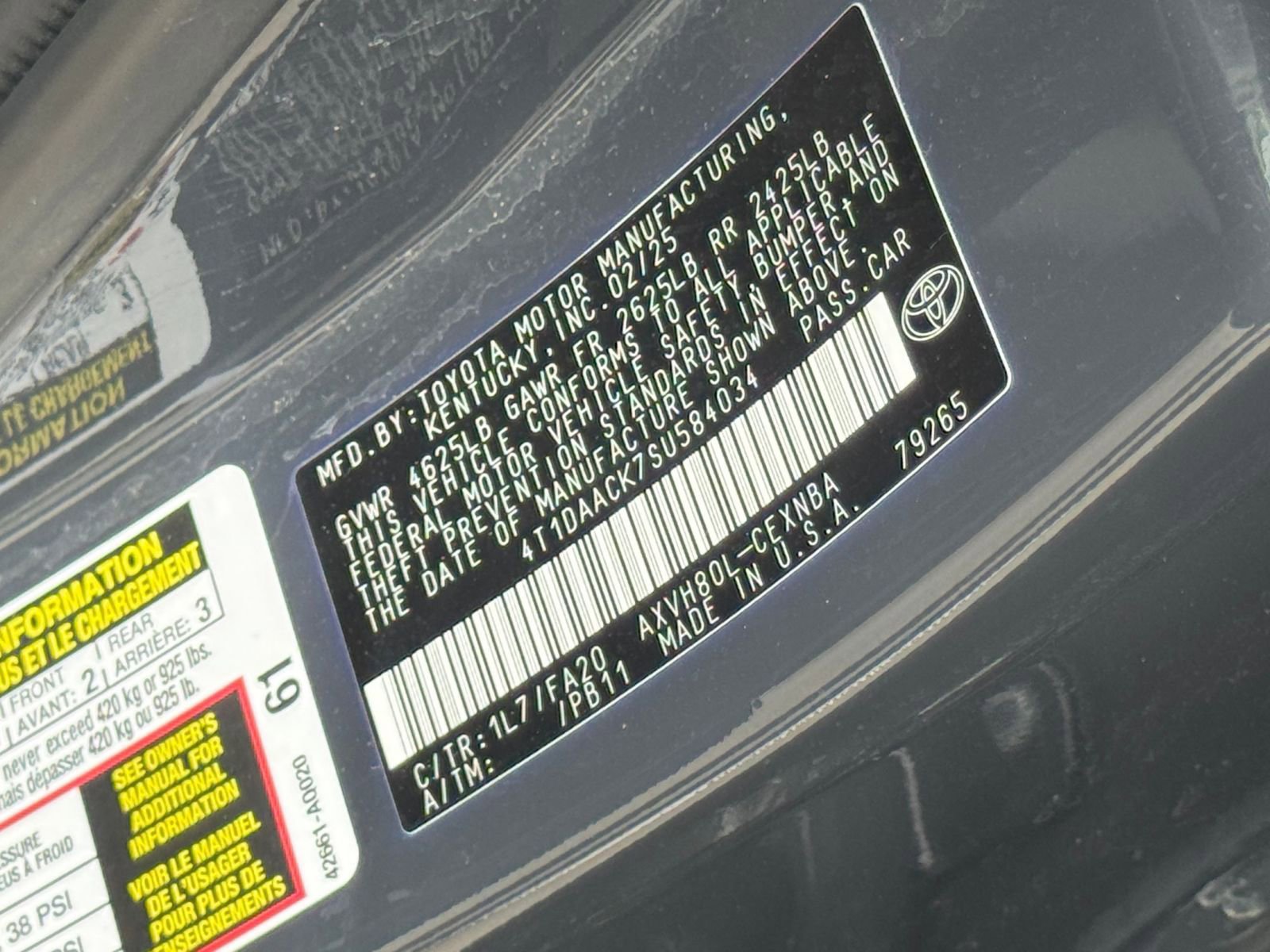 Used 2025 Toyota Camry LE FWD image 28