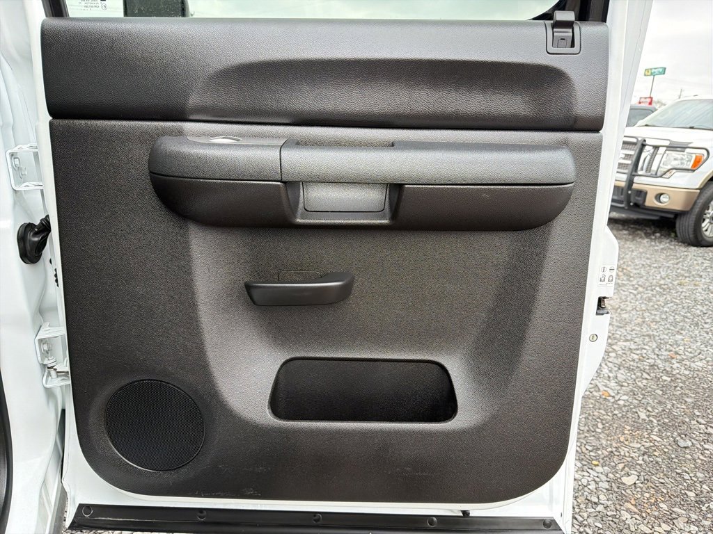 Used 2014 Chevrolet Silverado 2500 LT w/ Texas Edition image 17