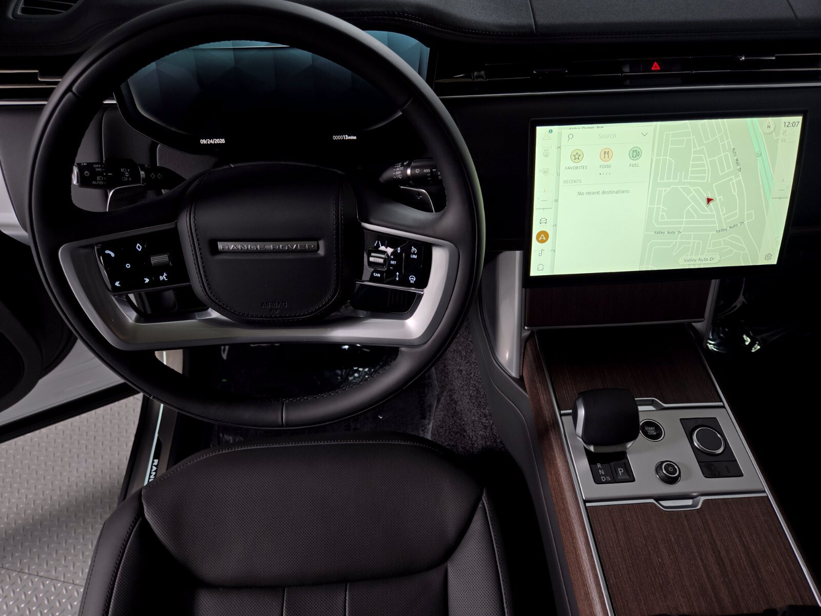 New 2027 Land Rover Range Rover SE AWD/4WD image 13