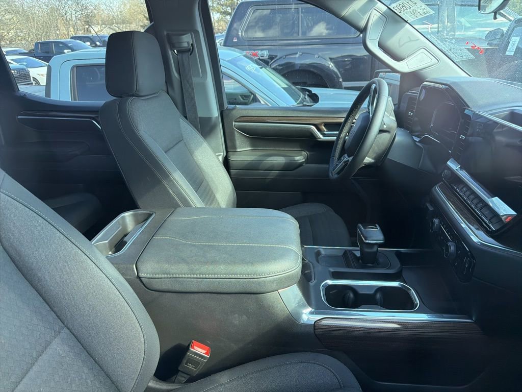 Used 2023 Chevrolet Silverado 1500 LT Trail Boss w/ Protection Package image 2