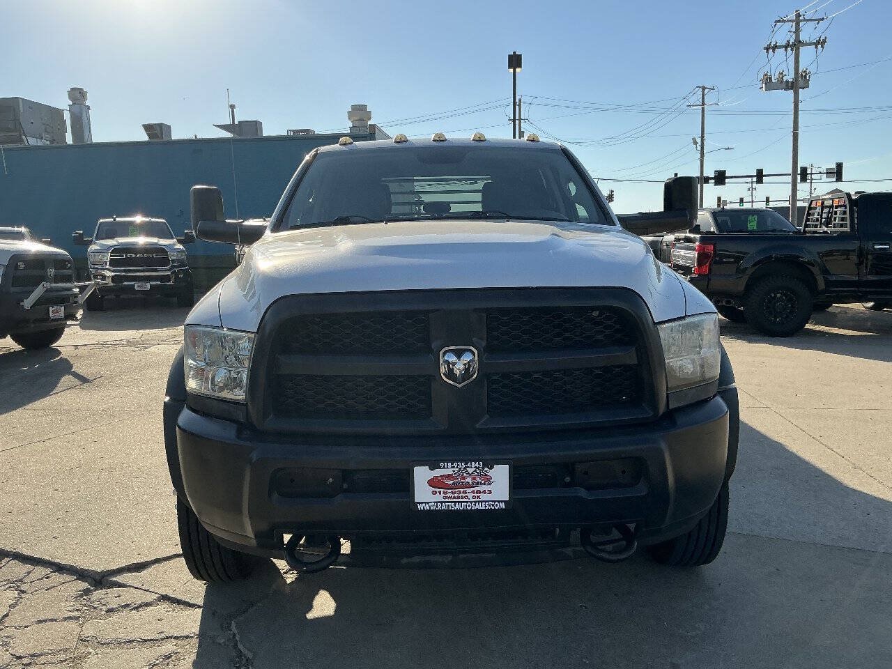 Used 2017 RAM 5500 Tradesman w/ Cold Weather Group AWD/4WD image 3