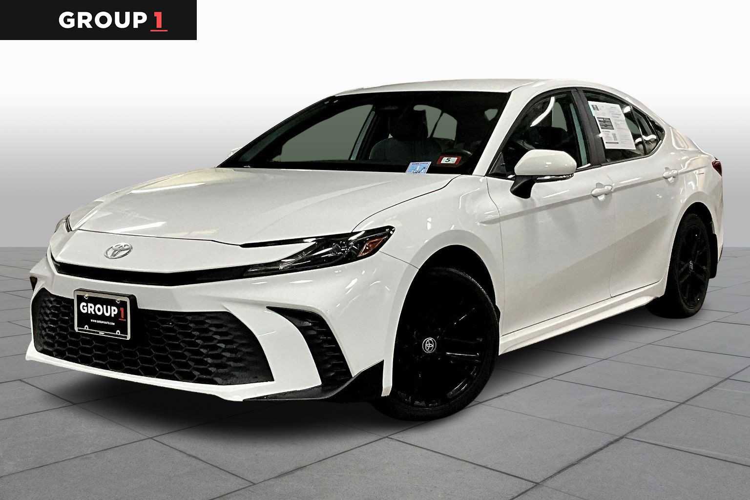Certified 2025 Toyota Camry SE video 1