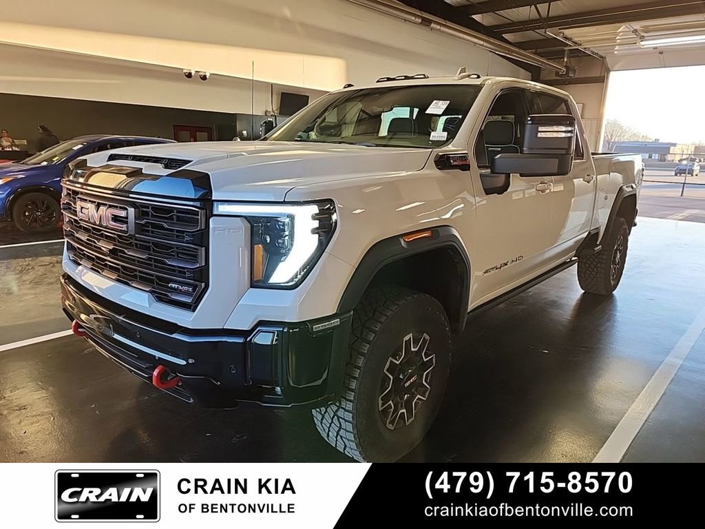 Used 2026 GMC Sierra 2500 AT4X image 1