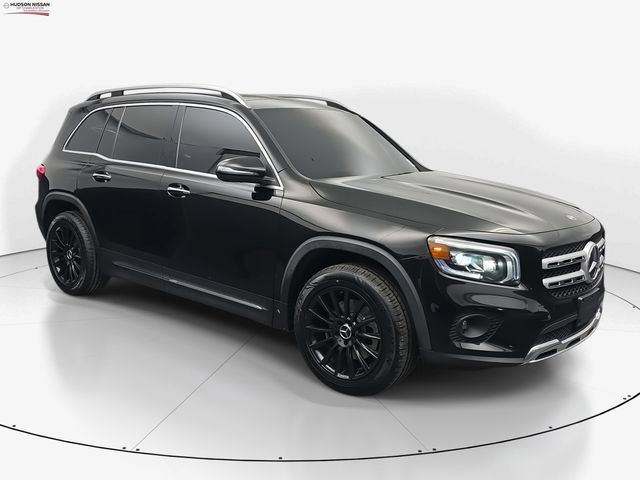 Used 2023 Mercedes-Benz GLB 250 4MATIC image 2
