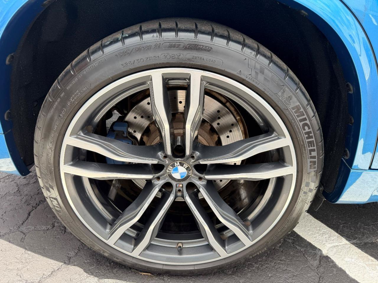Used 2018 BMW X5 M AWD/4WD image 15