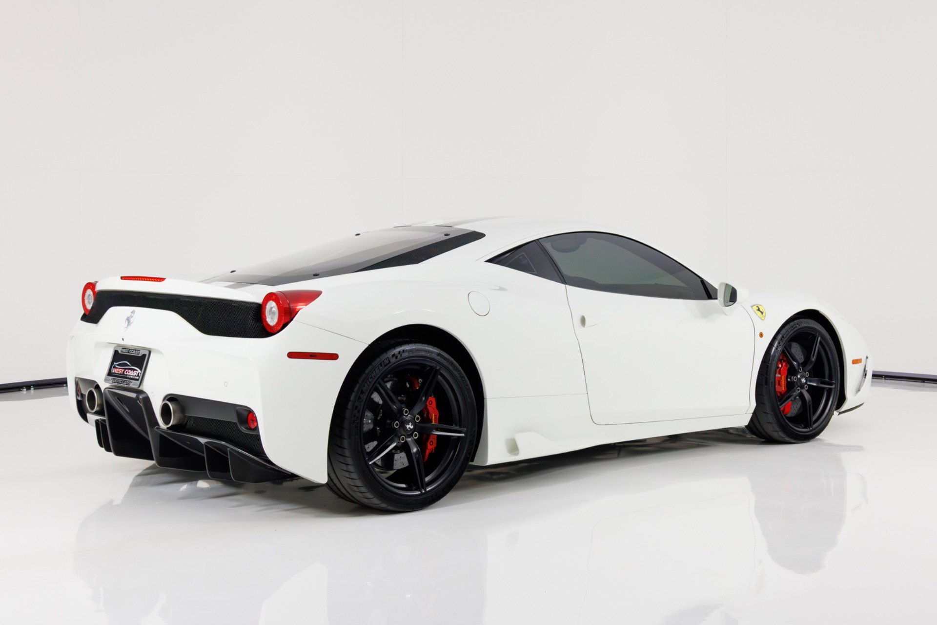 Used 2014 Ferrari 458 Speciale Coupe image 3