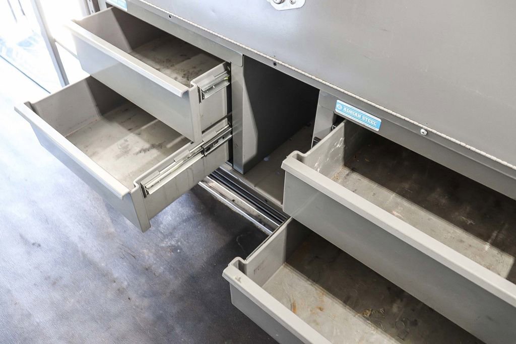 Used 2019 Ford Transit 250 130 Low Roof RWD image 27